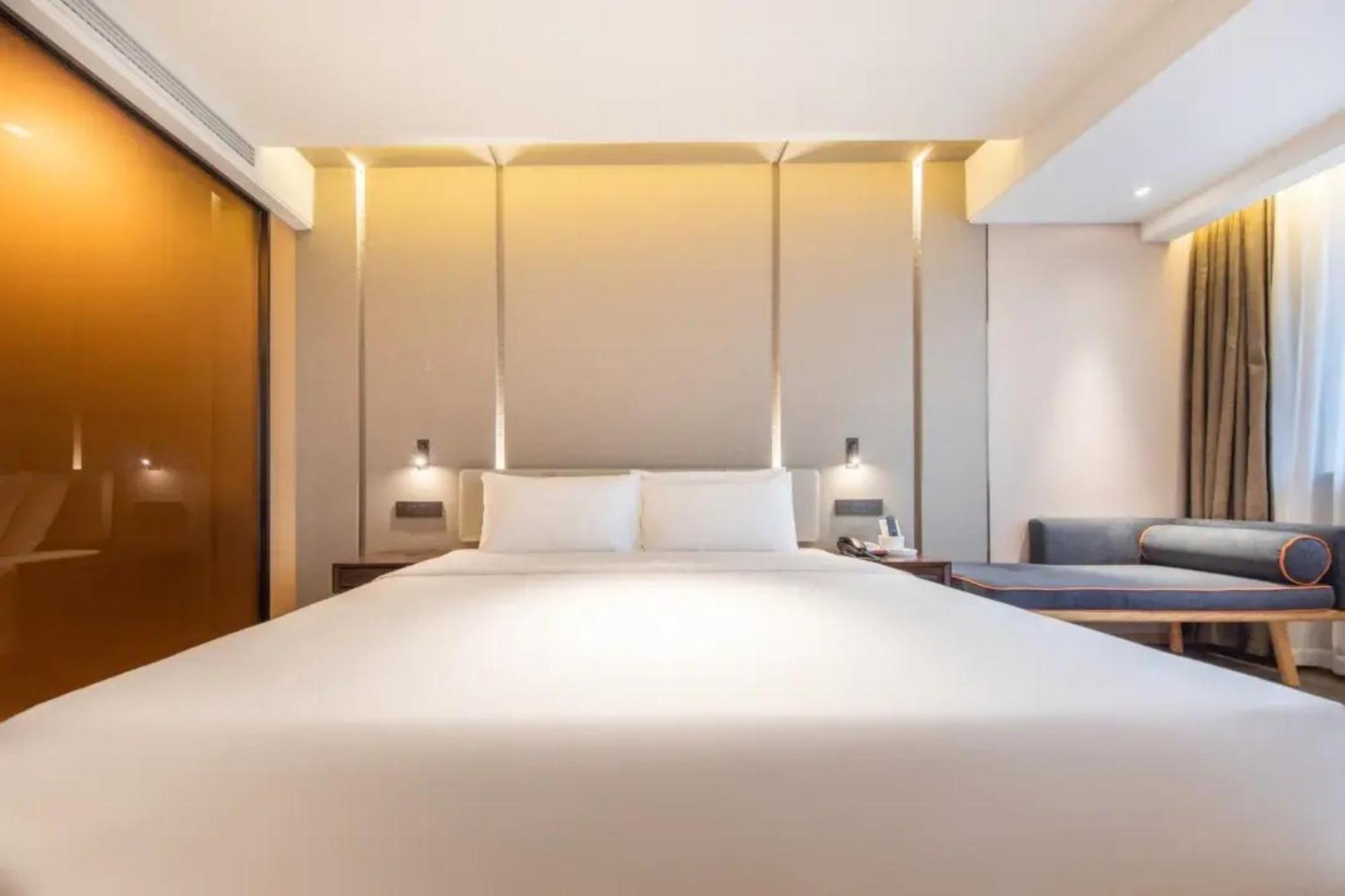 Atour Hotel Shanghai Caohejing Exterior photo